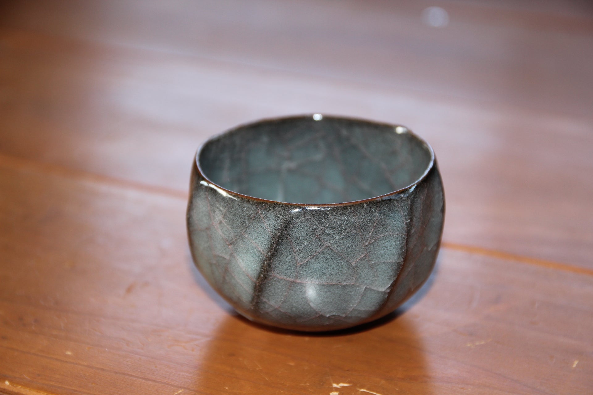 Celadon guinomi No03 – 居住まい-izumai-